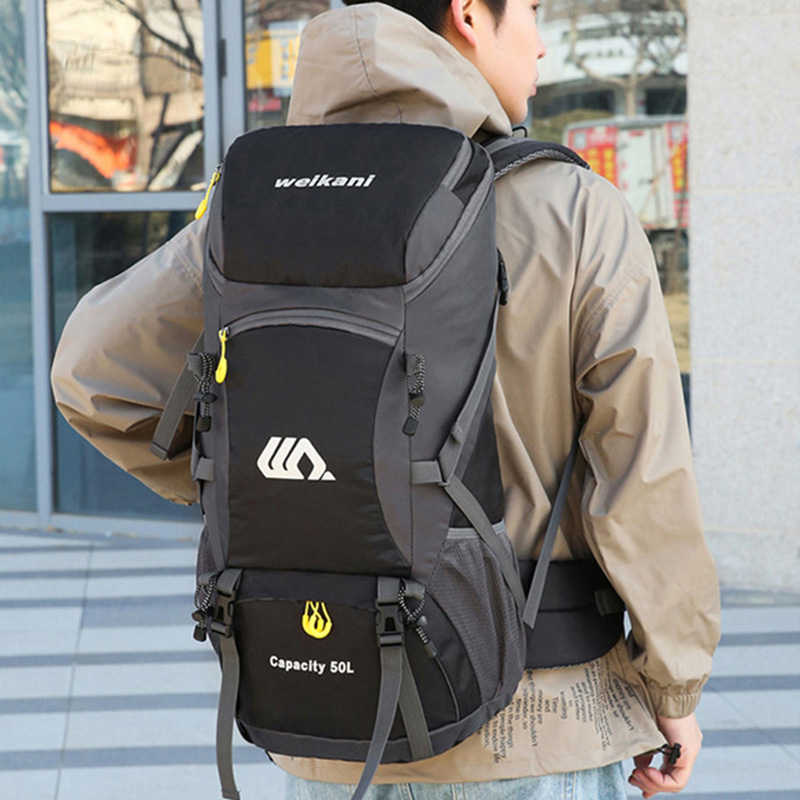 50L Travel Backpack Camping Me - đánh giá và giá Outdoor Camping Warehouse